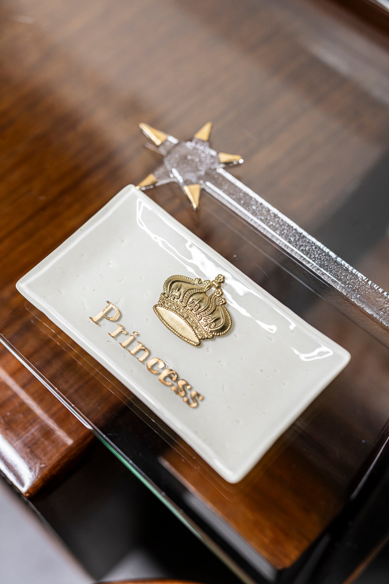 Piatto Princesse e bacchetta magica di Vetrofuso